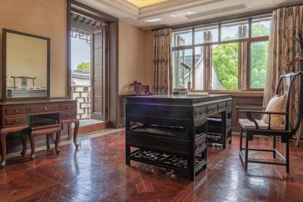 Dockside Boutique Hotel Wuzhen Экстерьер фото