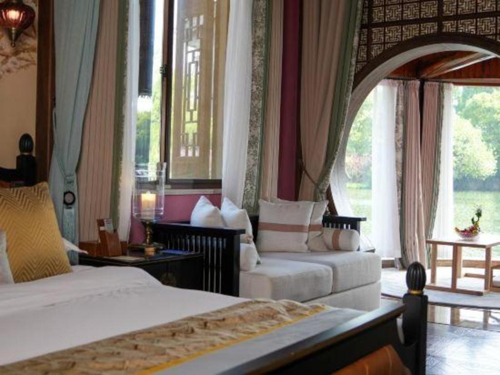 Dockside Boutique Hotel Wuzhen Экстерьер фото