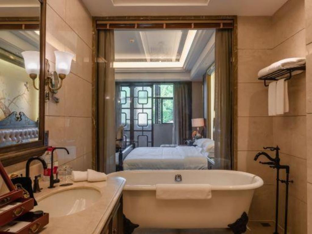Dockside Boutique Hotel Wuzhen Экстерьер фото